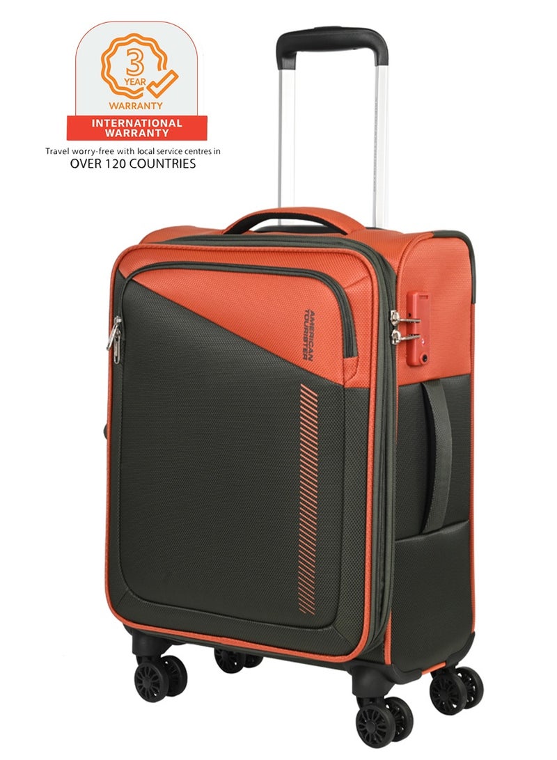 امريكان توريستر حقيبة سفر داشواي مقاس كابينة ٥٨ سم ٤ عجلات بوليستر برتقاليرمادي مع قفل  وقابل للتوسيع - Image 1